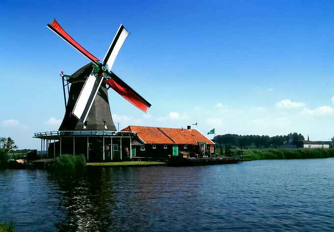 112989-00010 荷兰阿姆斯特丹风车村